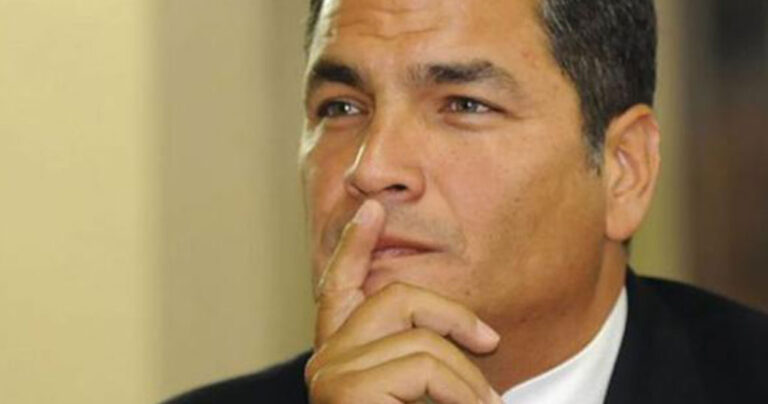 Πρόεδρος Ισημερινού Ραφαέλ Κορέα: Σας κάνουν ότι και σε εμάς – Έδιναν μίζες σε πολιτικούς και μετά ερχόταν το ΔΝΤ