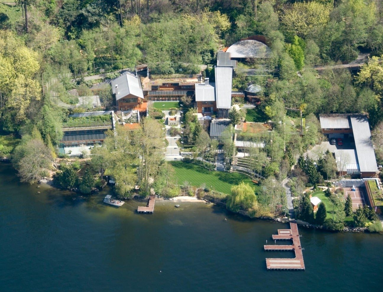 aerial-view-of-bill-gates-house