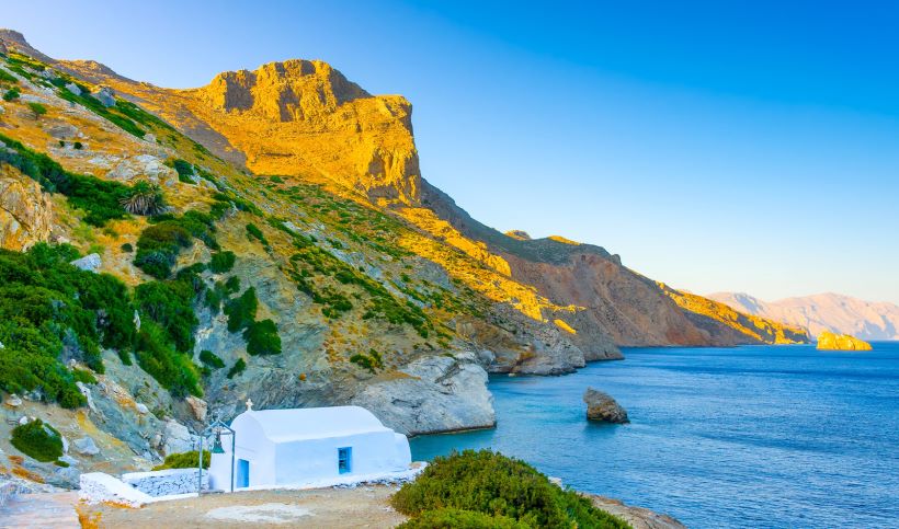 agia-anna-of-amorgos-island-in-cyclades