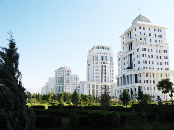 tilestwra.com-  Asgabat: Η λευκή πόλη!