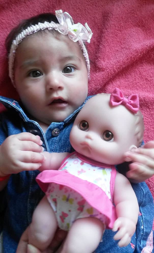 babies-and-look-alike-dolls-12__605