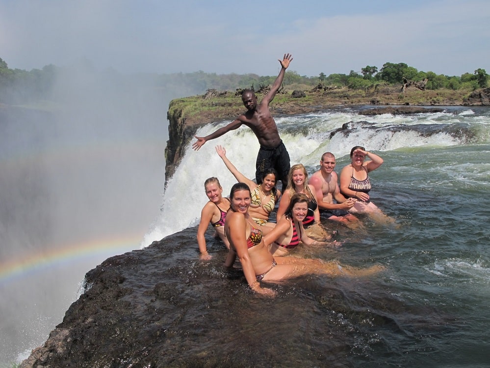 Devils_Pool_Victoria_Falls_Zambia-Zimbabwe_thesuiteworld
