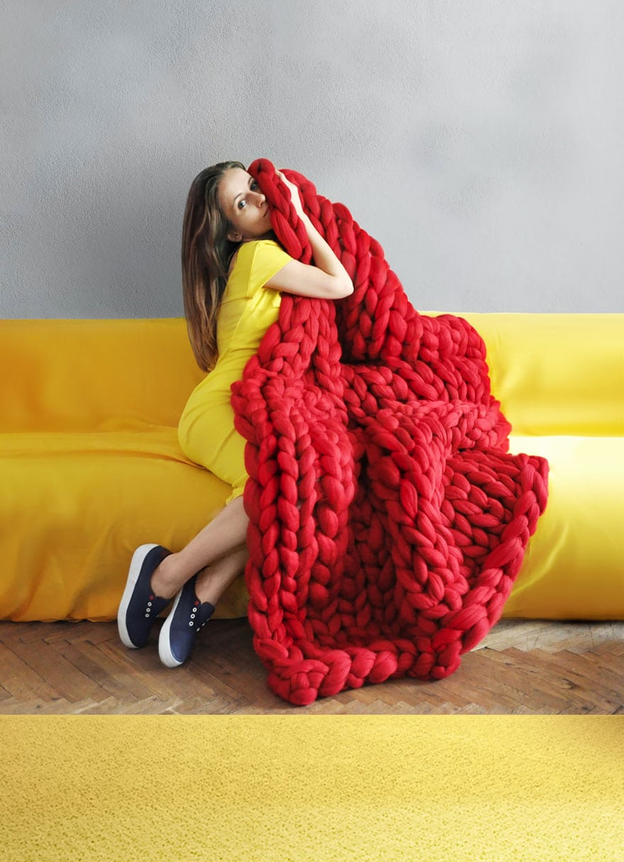 giant super chunky wool knitwear blankets anna mo 14