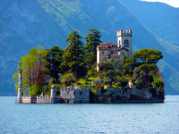 isola di loreto lombardy