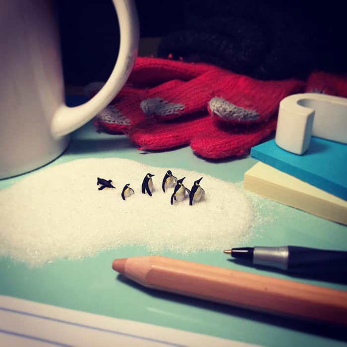 office-frustration-miniature-figures-photography-derrick-lin