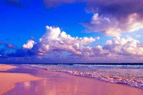 tilestwra.com -  Οι 10 πιο ροζ... παραλίες στον κόσμο!