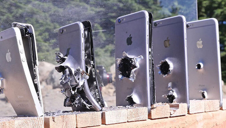Πόσα iPhone χρειάζονται για να σταματήσουν μια σφαίρα από Καλάσνικοφ;