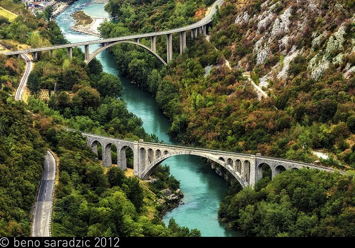 Το αποκαλούν το ωραιότερο ποτάμι στη Γη. Όταν το δείτε αυτό μάλλον θα συμφωνήσετε..