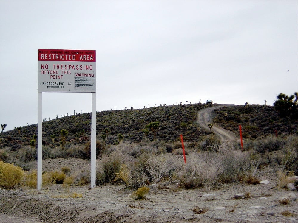 Wfm_x51_area51_warningsign