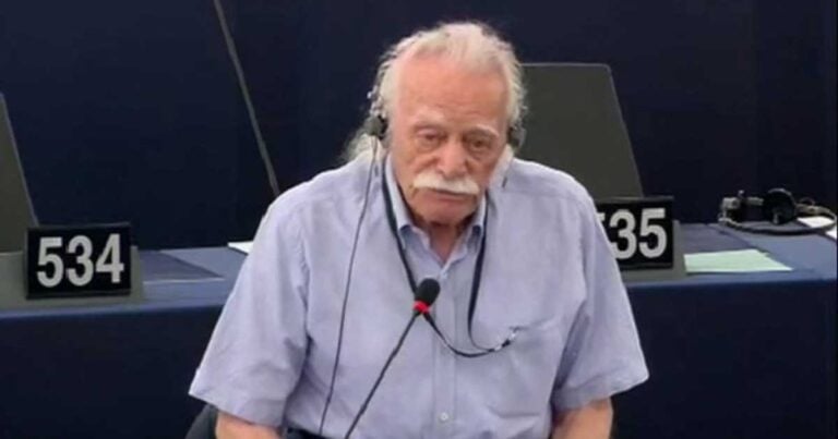 H απάντηση του Γλέζου στον Σουλτς σε Αρχαία ελληνικά και λατινικά!