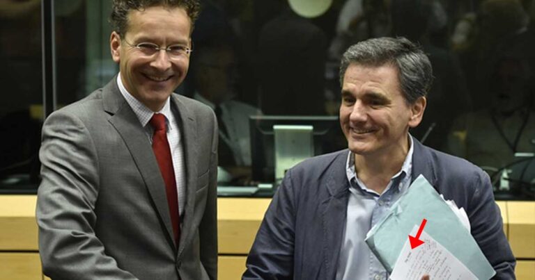 Ο Υπουργός Οικονομικών έγραψε τις σημειώσεις του για το Eurogroup πάνω σε χαρτί ξενοδοχείου!