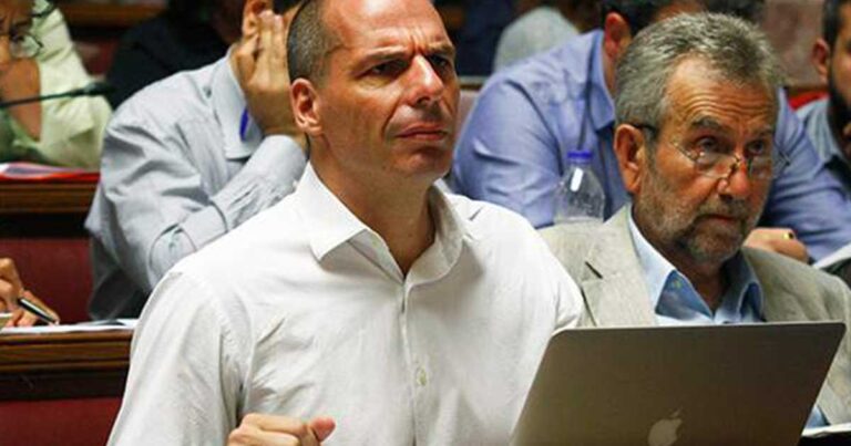 Βαρουφάκης: Ο Γιούνκερ θα μας πουλήσει όπως τον Βενιζέλο!