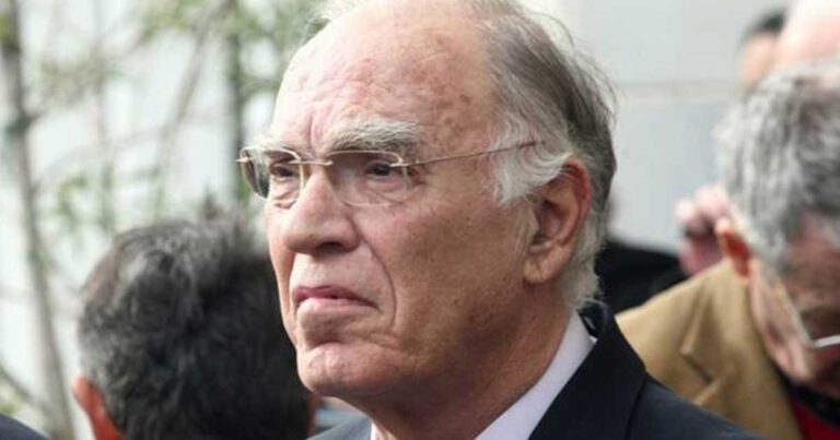 Λεβέντης: “Άμεσα οικουμενική κυβέρνηση με τεχνοκράτες και στήριξη από ΣΥΡΙΖΑ και ΝΔ”