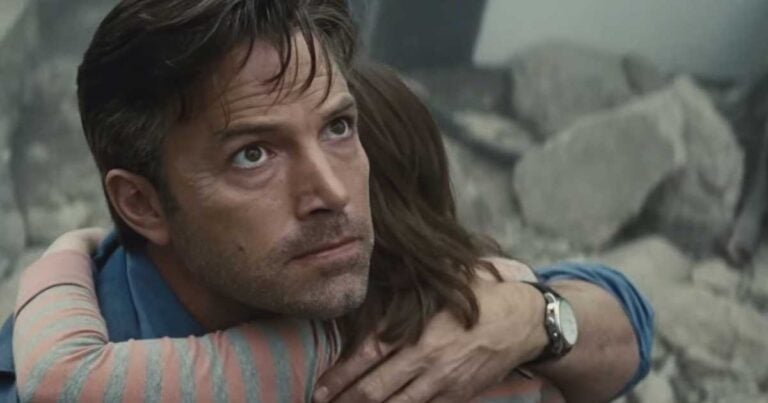 Το επίσημο τραίλερ της ταινίας του «Batman V Superman: Dawn of Justice» είναι εδώ και είναι απίστευτο!