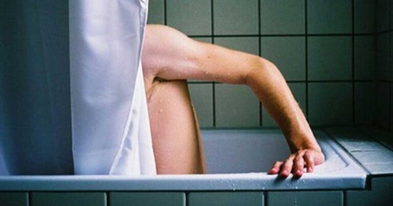 10 πράγματα που θα καταλάβουν μονάχα όσοι αργούν στο μπάνιο!