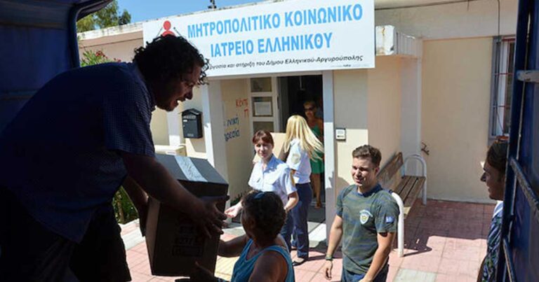 Σουηδός δημοσιογράφος μετά από επίσκεψη σε κοινωνικό ιατρείο: “Δεν πίστευα ποτέ ότι αυτά συμβαίνουν σε Ευρωπαϊκή χώρα, παρά μόνο σε χώρες της Αφρικής”