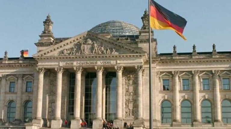 Γερμανική εφημερίδα Die Welt: «Οι Έλληνες πέτυχαν να μας μισήσει όλη η Ευρώπη!»