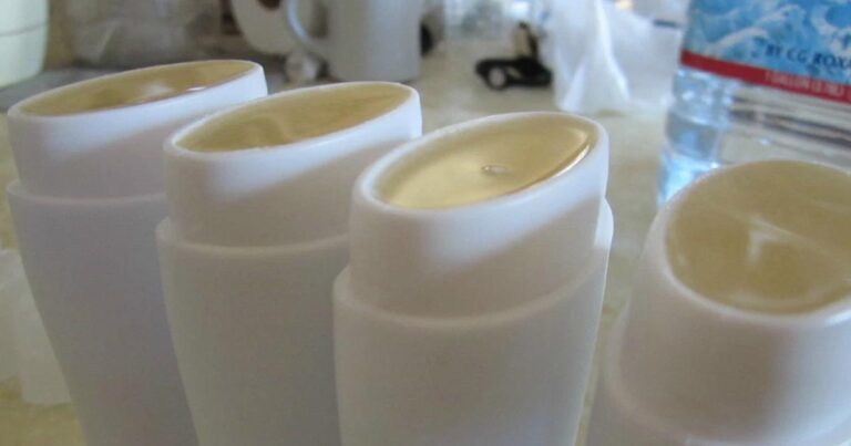 Φτιάξτε το δικό σας αποσμητικό χωρίς ίχνος χημικών!