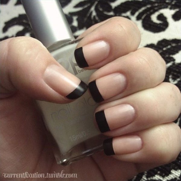 22-Black-French-Manicure