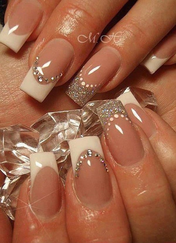 46-Wedding-French-Manicure