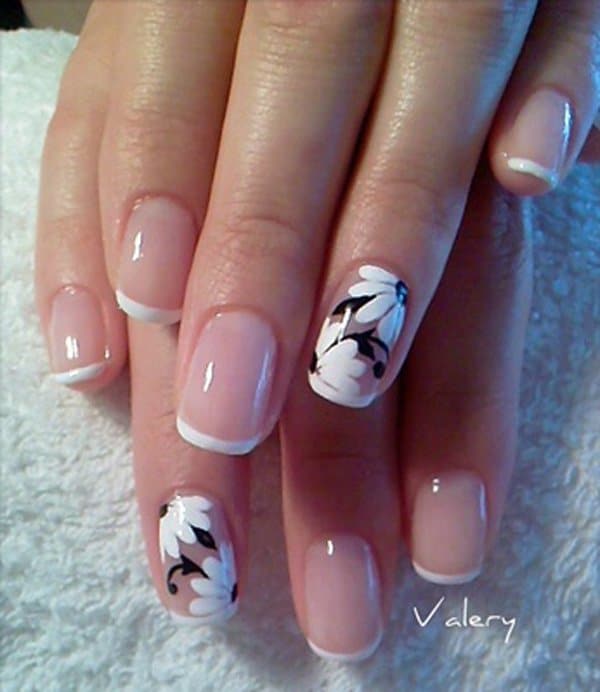 54-Flower-French-Manicure
