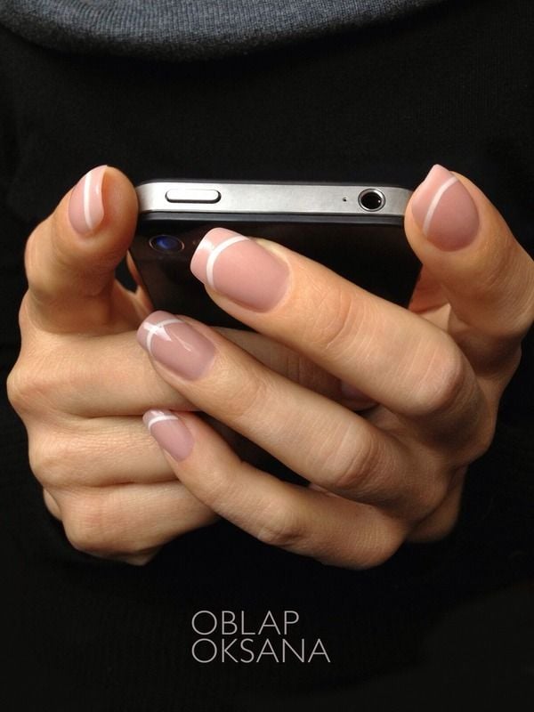 66-French-Manicure