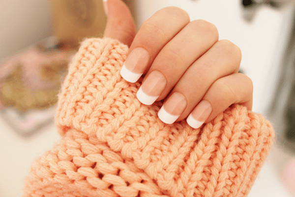 9-French-Manicure
