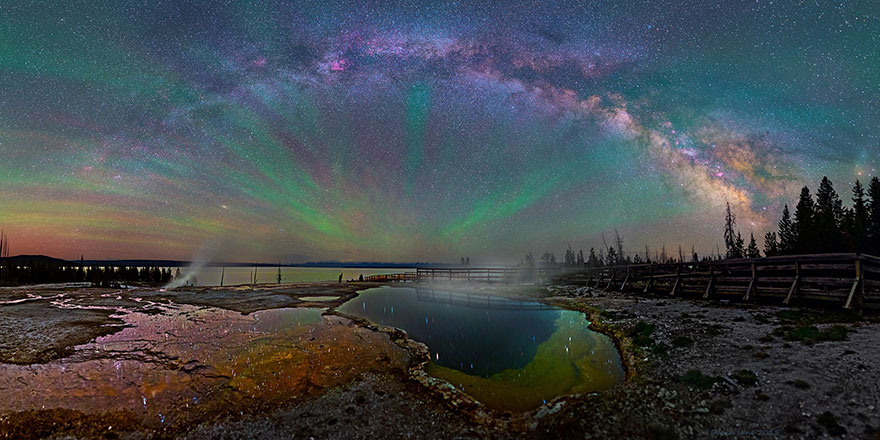 colorful milky way photographs yellowstone park 2