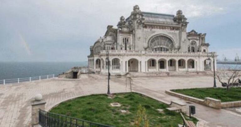 Δείτε το καζίνο-φάντασμα της Ρουμανίας