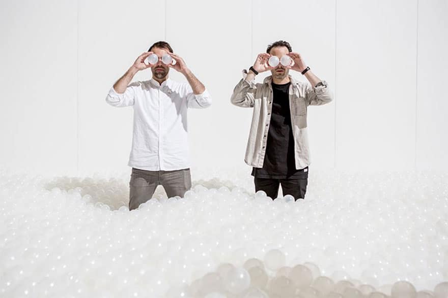 indoor-ball-pit-bubble-ocean-the-beach-snarkitecture-national-building-museum-20