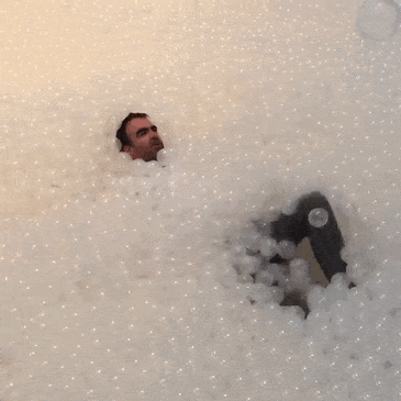 indoor-ball-pit-bubble-ocean-the-beach-snarkitecture-national-building-museum-gif-1