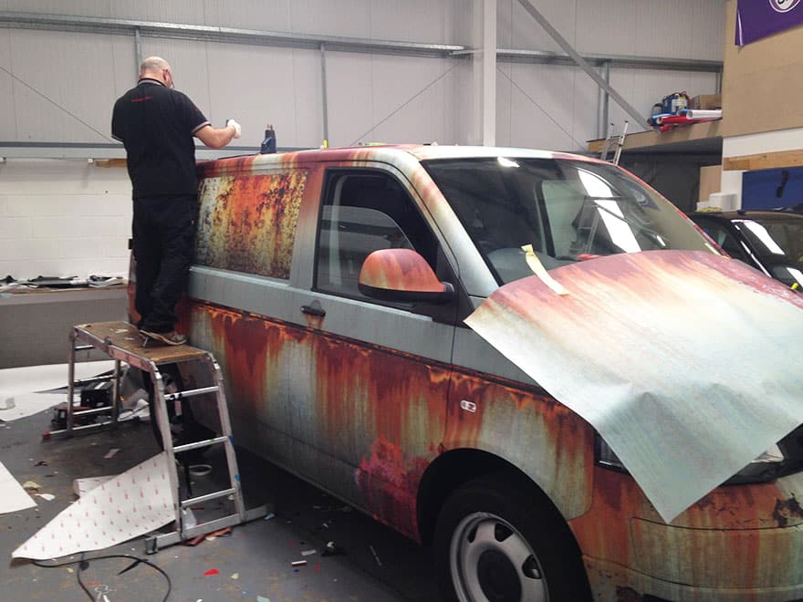 rusty-car-vinyl-wrap-vw-van-clyde-wraps-8