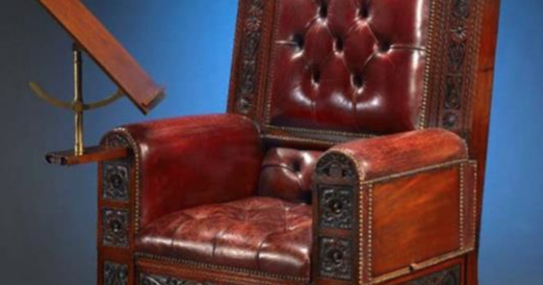 Αυτή η πολυθρόνα του 1880 κάνει παραπάνω πράγματα από ότι νομίζετε!