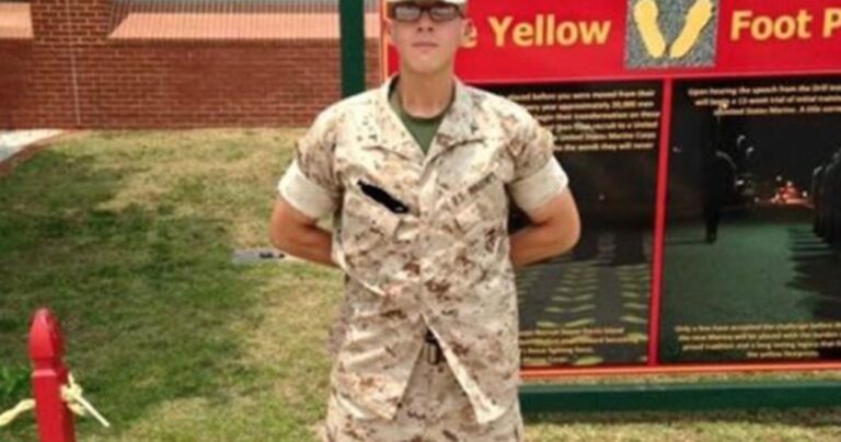 Η απίστευτη μεταμόρφωση ενός στρατιώτη. Δείτε πως ήταν πριν από μερικά χρόνια!