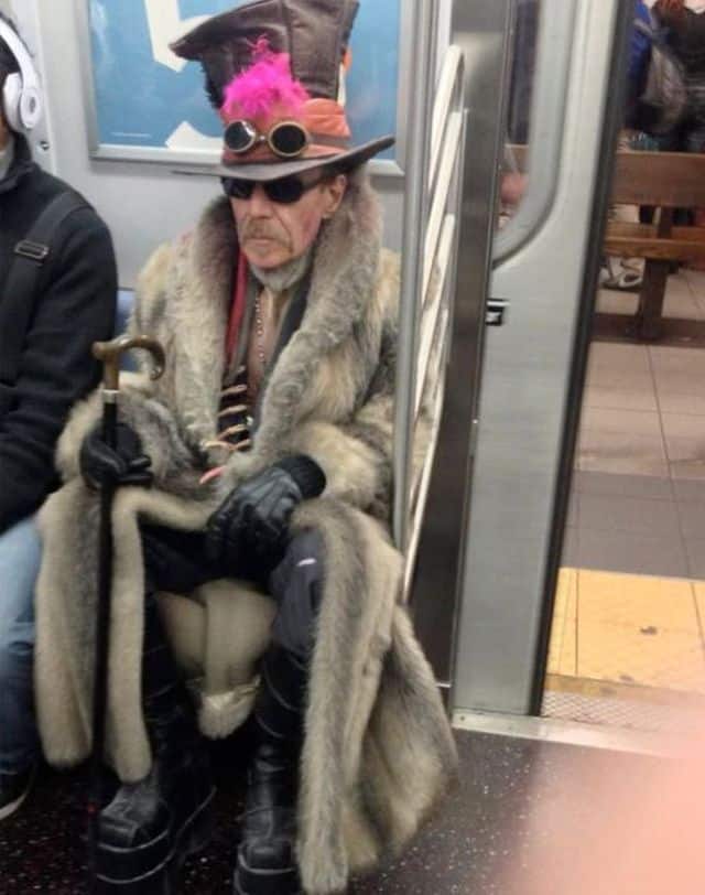 the_strangest_people_ever_seen_on_subway_rides_640_high_06
