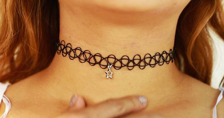 Οι τάσεις της μόδας τη δεκαετία του 90 που ξετρέλαναν τις γυναίκες