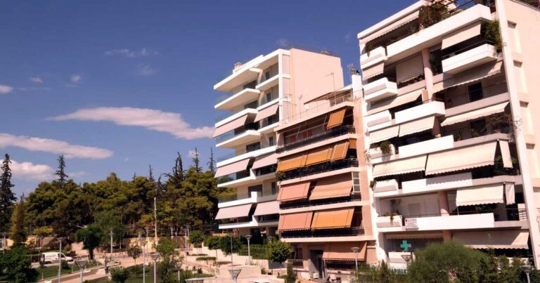 Οι αλλαγές στον ΕΝΦΙΑ: Μειώσεις έως 40%, αλλά και αυξήσεις