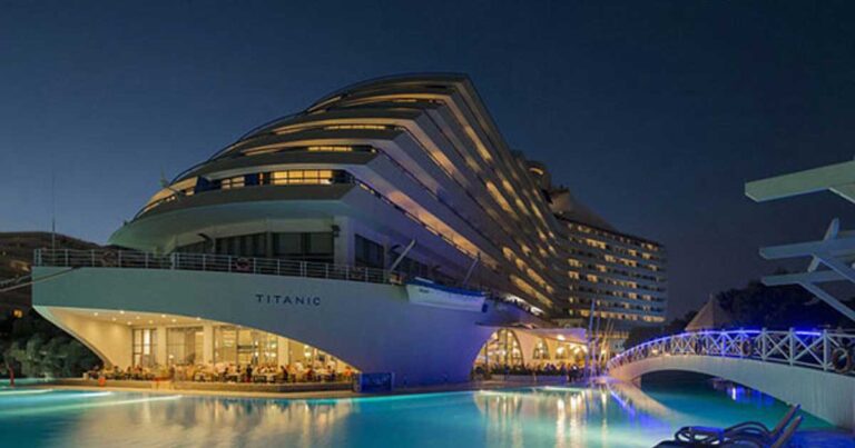 To ξενοδοχείο που έχει την μορφή του… Τιτανικού!