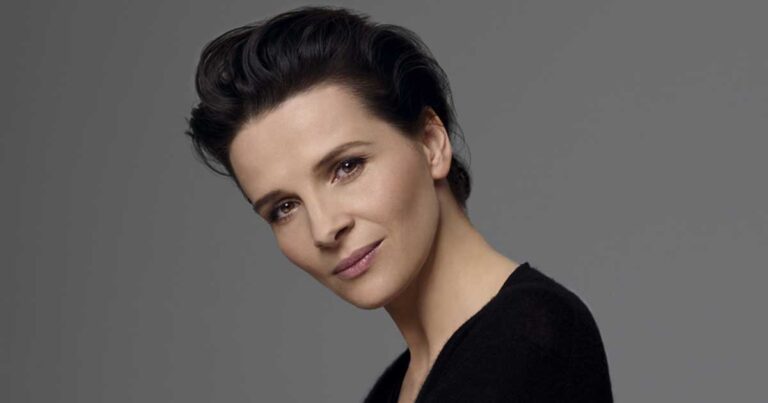 Ζιλιέτ Μπινός: “Αφήστε ήσυχη την Ελλάδα!”