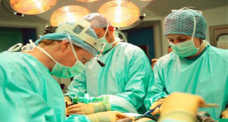 Τα πιο περίεργα αντικείμενα που βρέθηκαν μέσα σε ανθρώπινα σώματα!