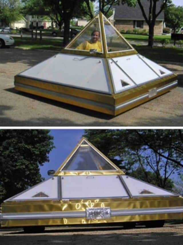 The Pyramid Electric Car640