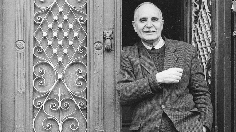 Αλαμπουρνέζικα, η γλώσσα των κουλτουριάρηδων. Ένα κείμενο του Ντίνου Χριστιανόπουλου