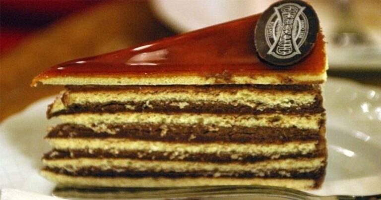 40 παραδοσιακά γλυκά από όλο τον κόσμο.