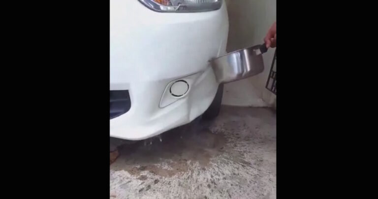 Ρίχνει βραστό νερό στον χτυπημένο προφυλακτήρα του. Δείτε τι συμβαίνει στο χτύπημα.