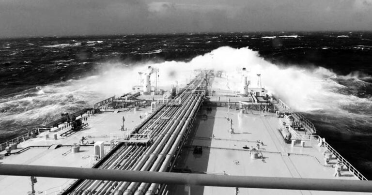 «Μάνα θα πάω στα καράβια»: Ας δούμε και λίγο την πραγματικότητα…