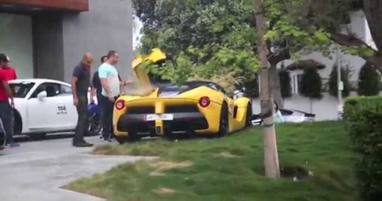 Πανικό προκάλεσαν μια LaFerrari και μια Porsche GT3 RS σε δρόμους της  Καλιφόρνια