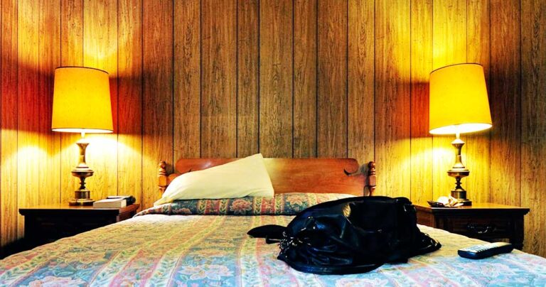 Mυστικά που δεν θα σας πουν ποτέ στη ρεσεψιόν του ξενοδοχείου