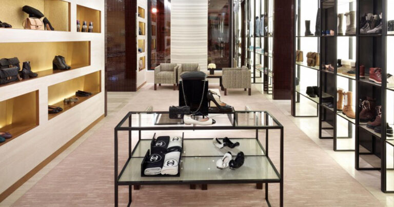 Tα τρικ που κάνουν τα καταστήματα για να μας ωθούν να αγοράσουμε