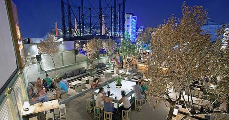 10 cocktail bars στο κέντρο της Αθήνας που αξίζει να επισκεφτείτε