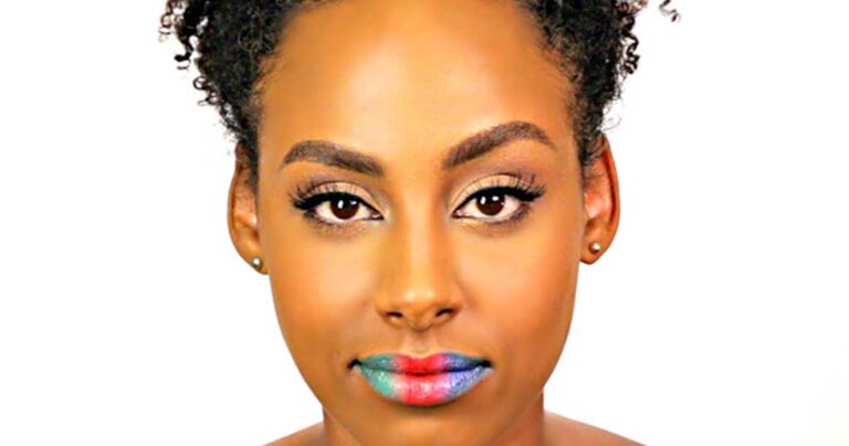 Μία γυναίκα, 12 κραγιόν! Γιατί δεν πρέπει να κολλάτε σε ένα μόνο χρώμα κραγιόν; Η απόδειξη στο βίντεο!